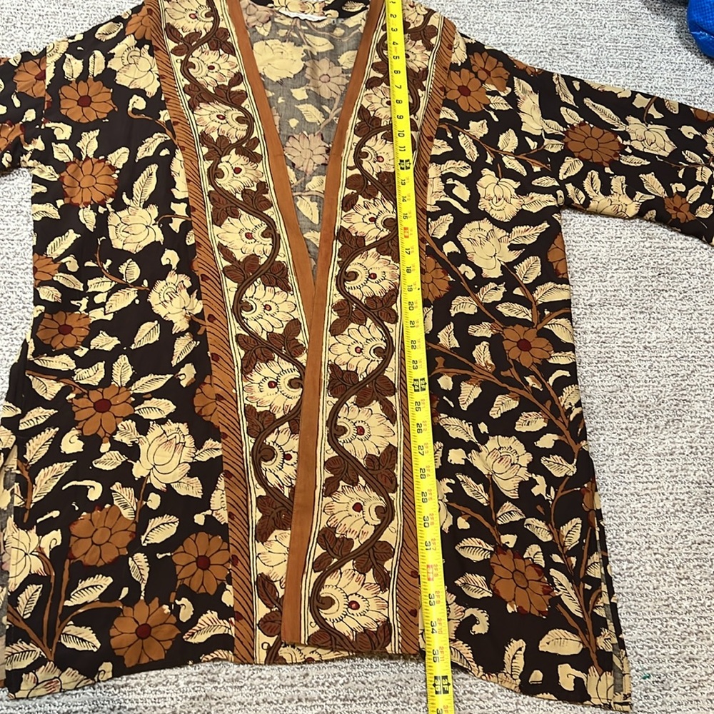 Soft Surroundings, boho women’s blousy kimono style shrug. - Picture 11 of 14